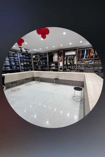 FASHION WORLD CLOTHES 